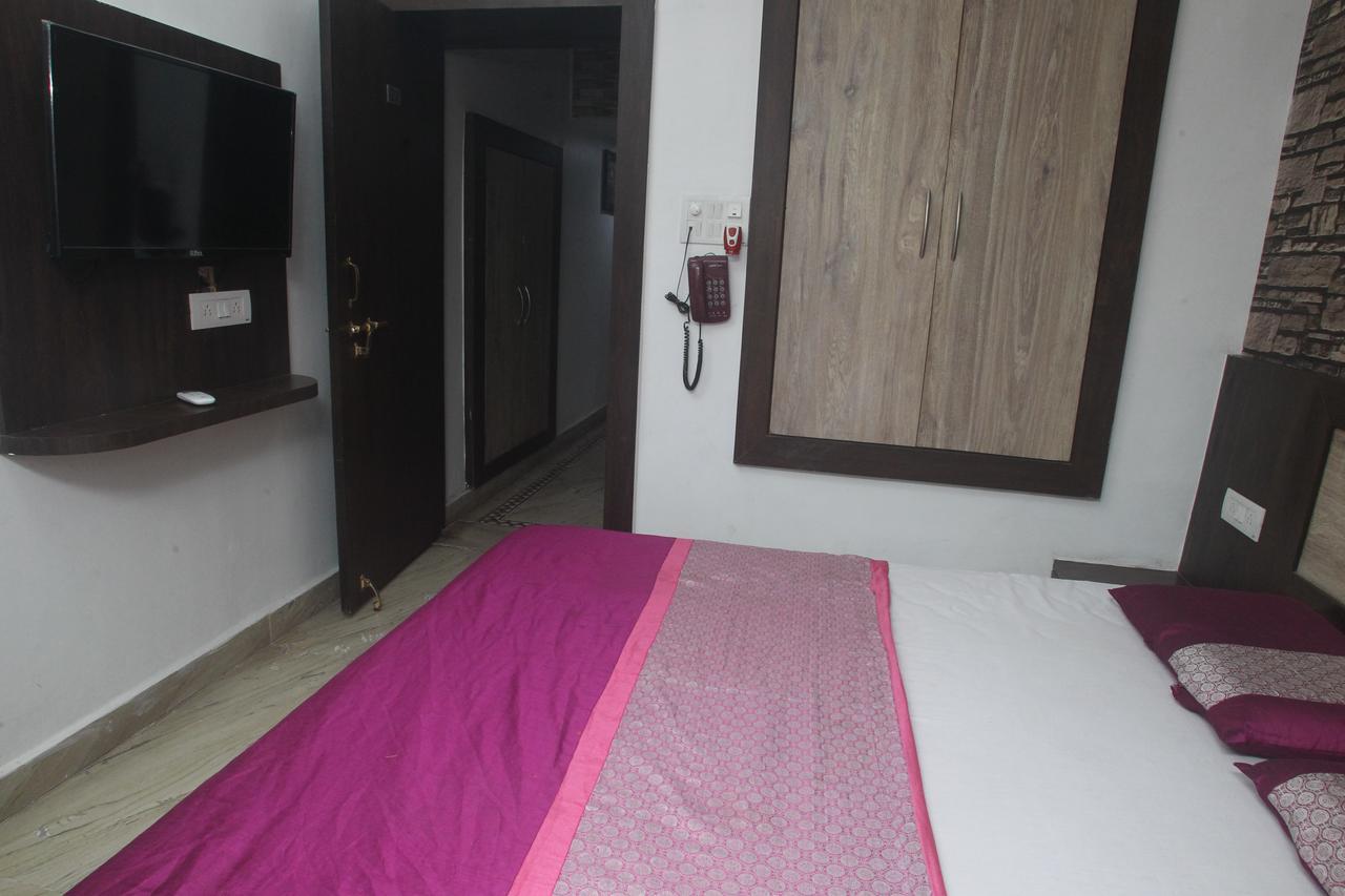 Alakhnanda Guest House Varanasi Luaran gambar