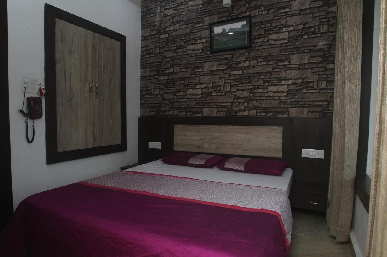 Alakhnanda Guest House Varanasi Luaran gambar
