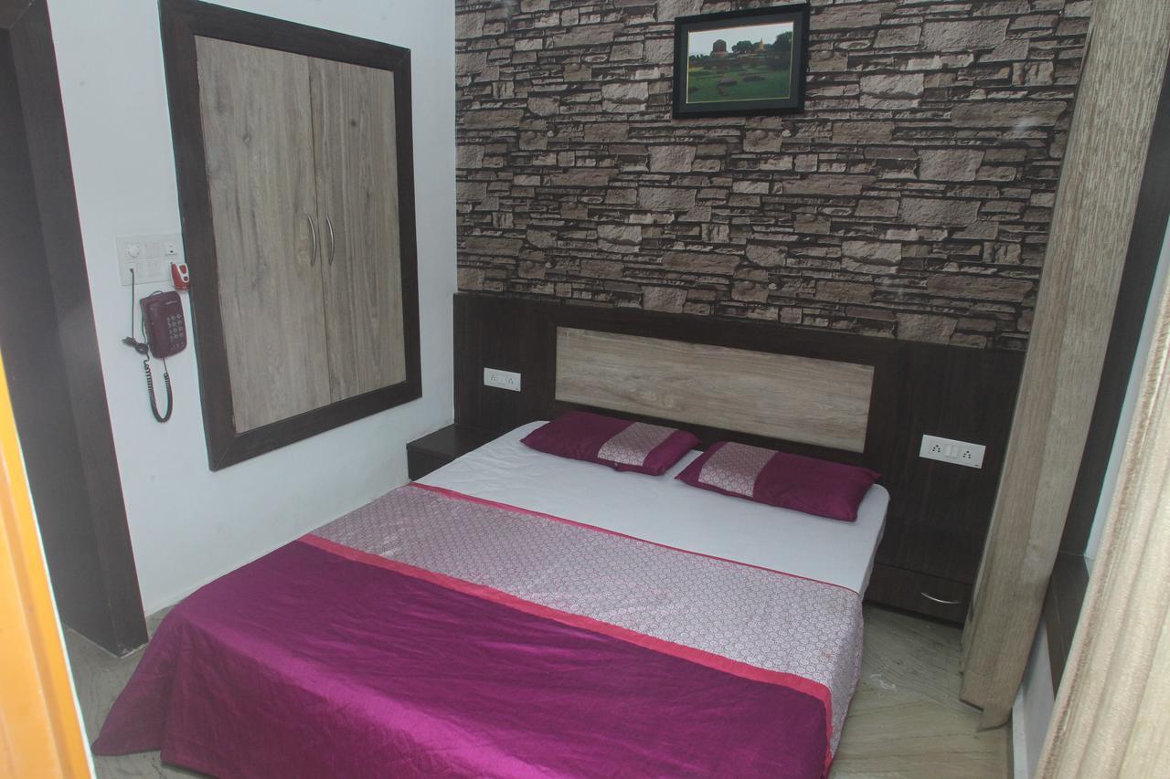 Alakhnanda Guest House Varanasi Luaran gambar