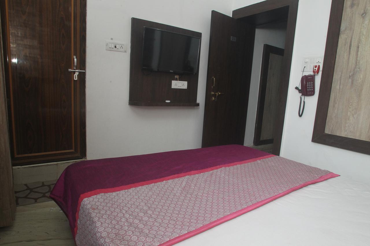 Alakhnanda Guest House Varanasi Luaran gambar