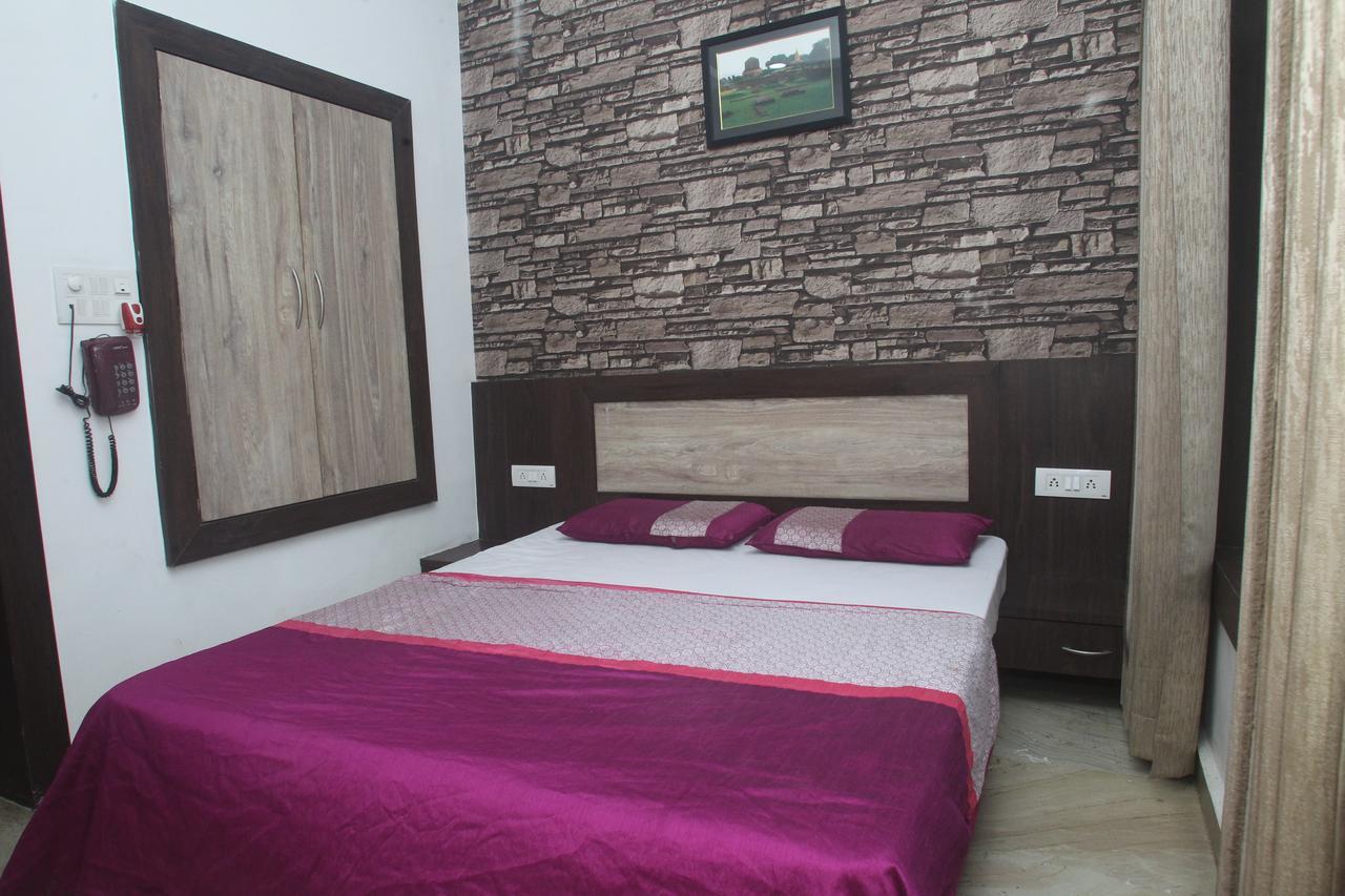 Alakhnanda Guest House Varanasi Luaran gambar