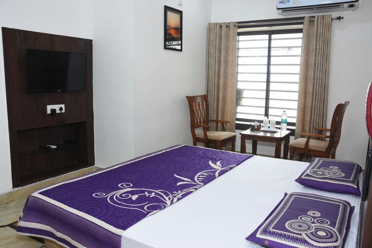 Alakhnanda Guest House Varanasi Luaran gambar