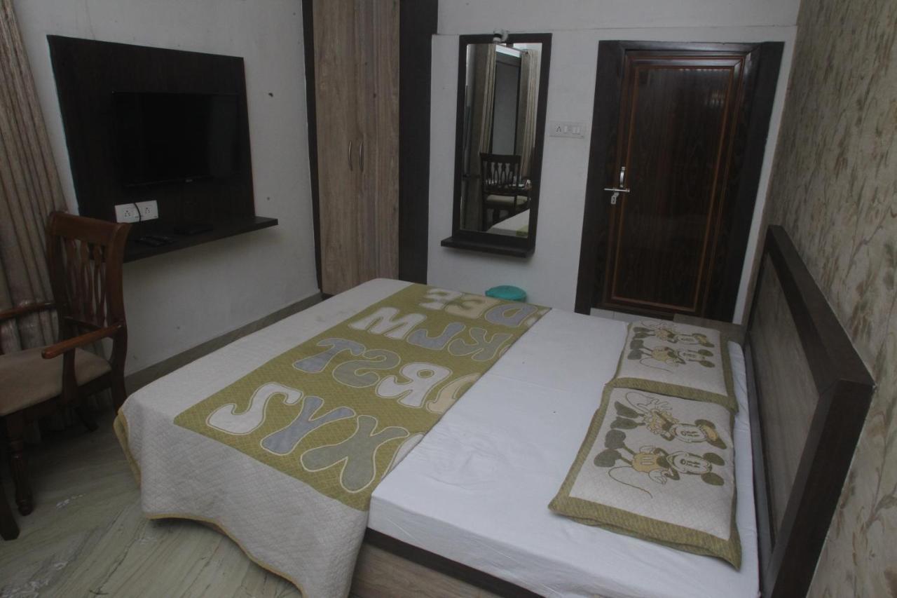 Alakhnanda Guest House Varanasi Luaran gambar