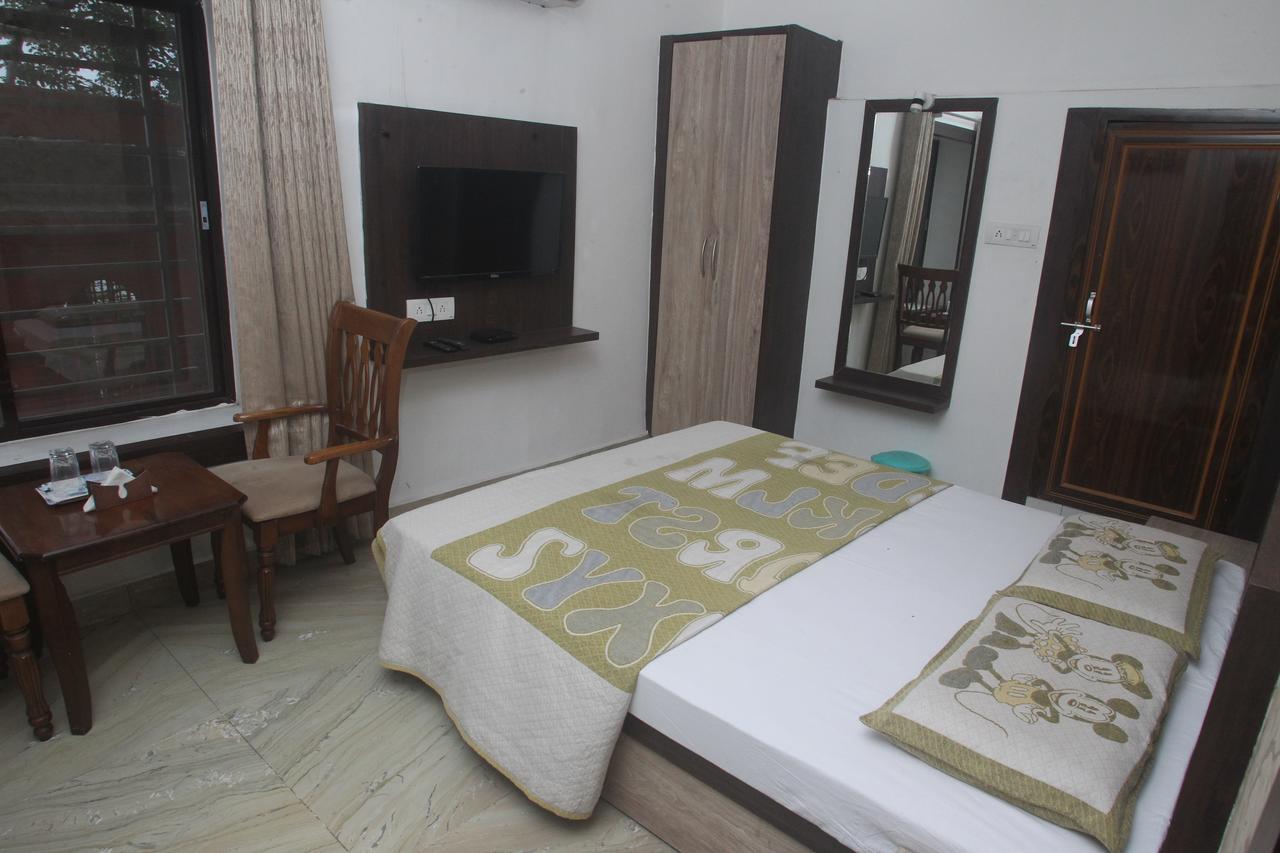 Alakhnanda Guest House Varanasi Luaran gambar