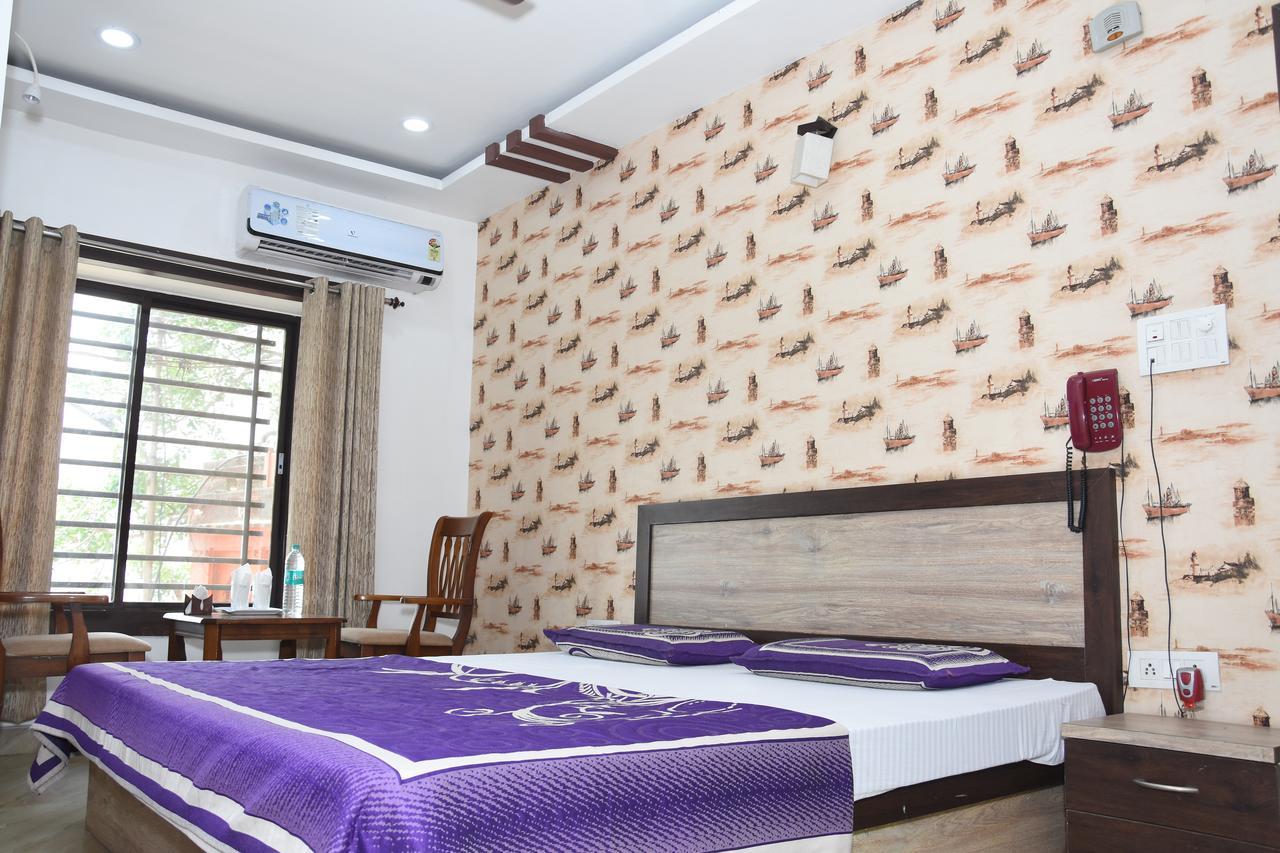 Alakhnanda Guest House Varanasi Luaran gambar